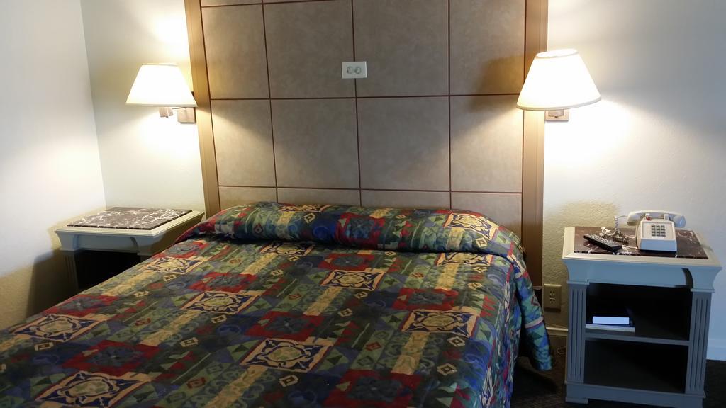 Brunner'S Inn And Suites El Centro Extérieur photo